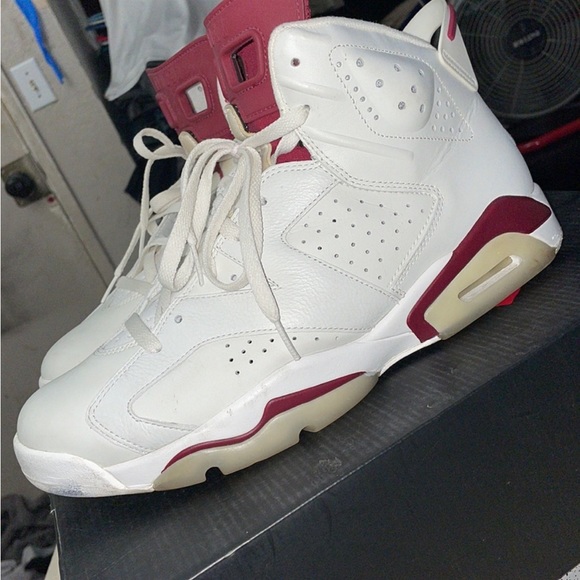 Nike air Jordan retro maroon 6’s - Picture 7 of 7
